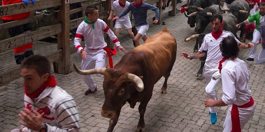 Przewartościowanie amerykańskiej giełdy to jeszcze nie powód, żeby trzymać się od niej z daleka